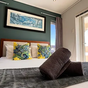 https://the-pearls-brookes-hill.port-elizabeth-hotel.com